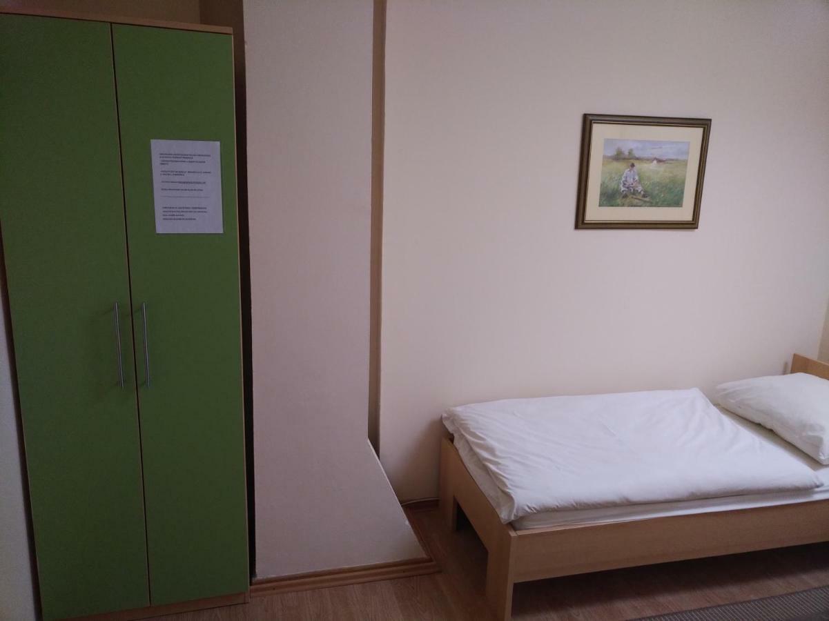 Pansion Ribnjak Nasice Exterior foto